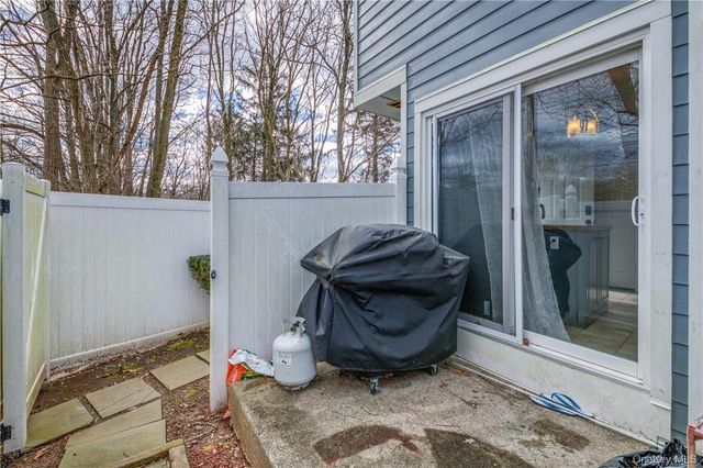 25 Barker Street 611, Mount Kisco, NY 10549