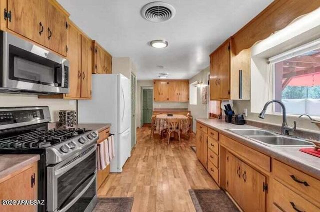 7101 E WHITE PACHECO Street, Willcox, AZ 85643