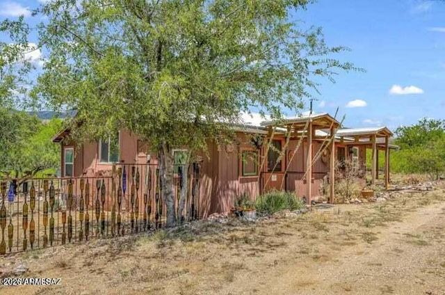 7101 E WHITE PACHECO Street, Willcox, AZ 85643