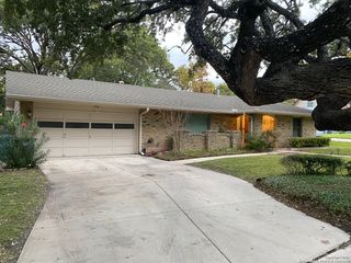 3715 john alden, San Antonio, TX 78230