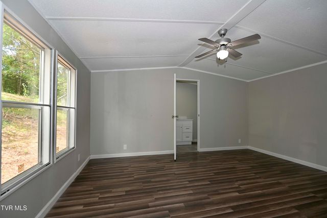 106 Cradic Drive, Rogersville, TN 37857