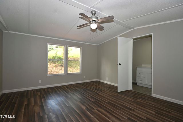 106 Cradic Drive, Rogersville, TN 37857