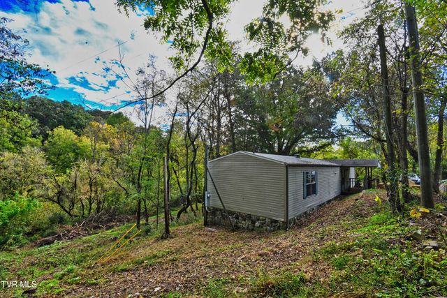 106 Cradic Drive, Rogersville, TN 37857