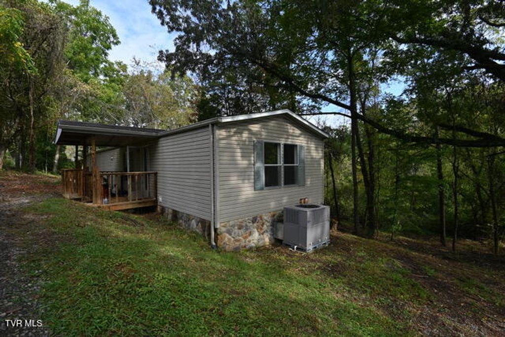 106 Cradic Drive, Rogersville, TN 37857