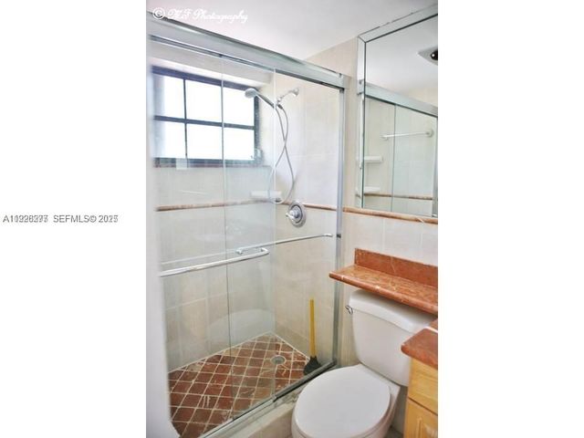 1990 Brickell Ave O, Miami, FL 33129