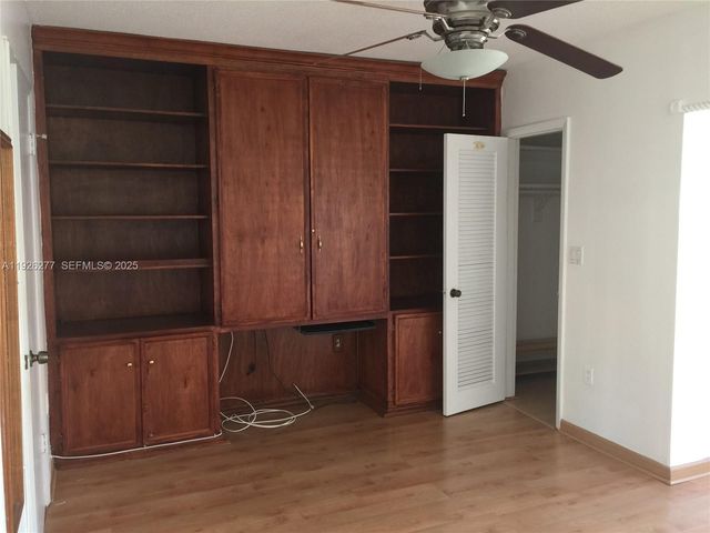 1990 Brickell Ave O, Miami, FL 33129