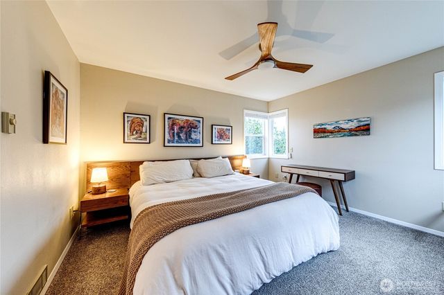 1922 W 7th Street, Port Angeles, WA 98363