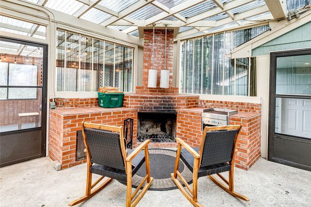 1922 W 7th Street, Port Angeles, WA 98363