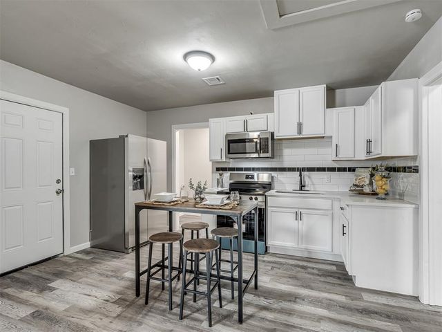 1541 NE Northeast 20th Street, Oklahoma City, OK 73111