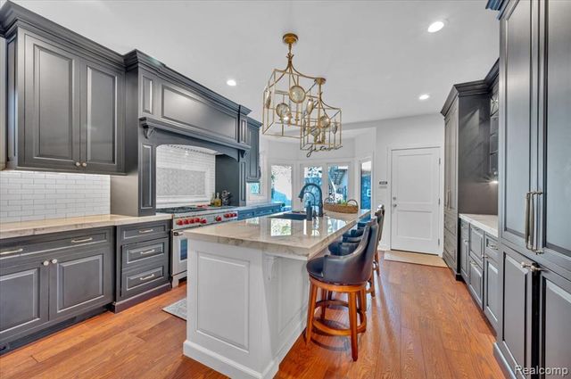 532 Brookside Avenue, Birmingham, MI 48009