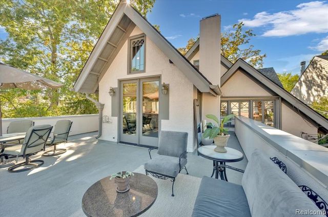 532 Brookside Avenue, Birmingham, MI 48009