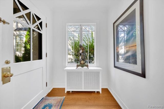 532 Brookside Avenue, Birmingham, MI 48009