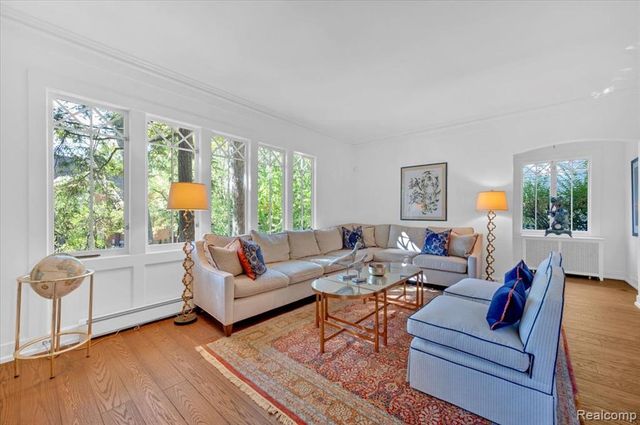 532 Brookside Avenue, Birmingham, MI 48009