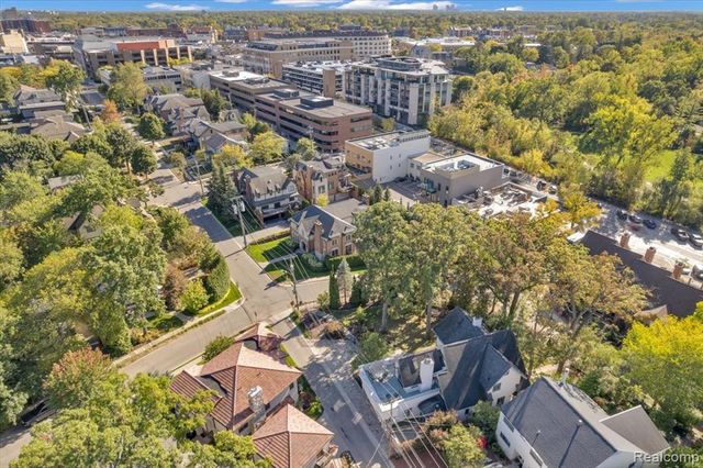 532 Brookside Avenue, Birmingham, MI 48009