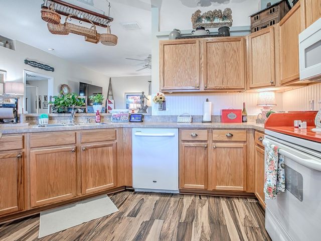 926 DEKLEVA DRIVE, Apopka, FL 32712