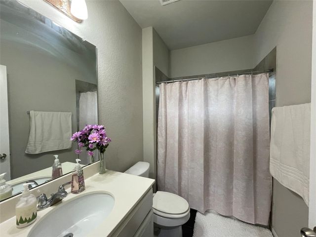 2304 S Lakeline BLVD 243, Cedar Park, TX 78613