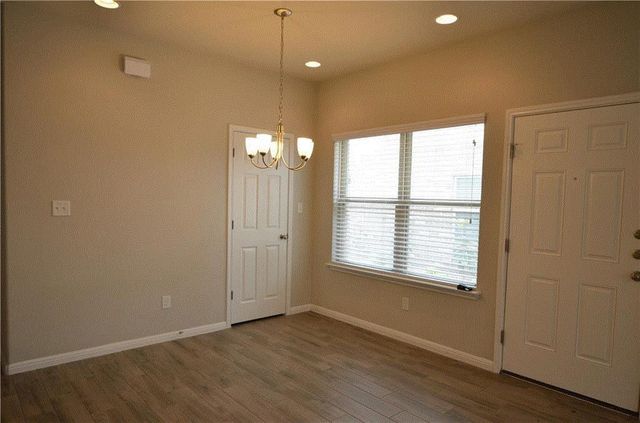 2304 S Lakeline BLVD 243, Cedar Park, TX 78613