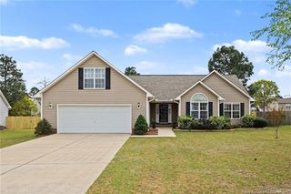 62 Macon Court E, Sanford, NC 27332