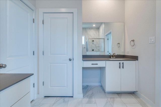 121 Camino Verde, San Marcos, TX 78666