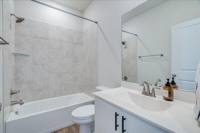 121 Camino Verde, San Marcos, TX 78666