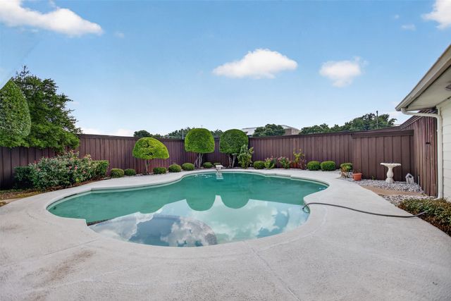 1508 Summertree Court, Richardson, TX 75082