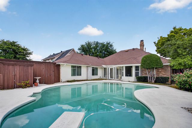 1508 Summertree Court, Richardson, TX 75082