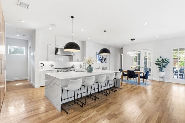 3867 Van Ness Lane, Dallas, TX 75220
