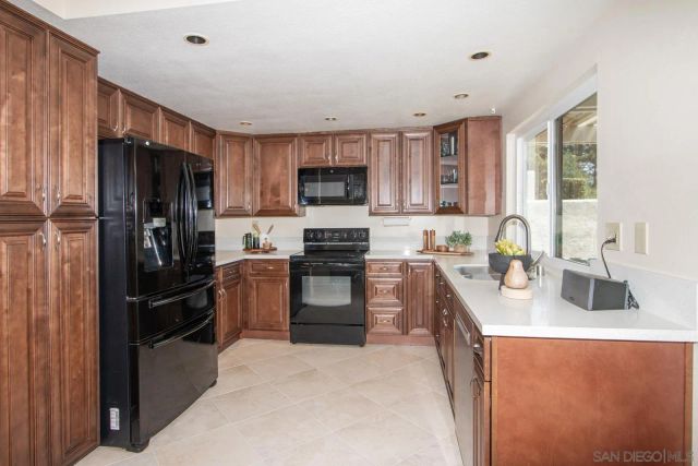 12733 Via Nasca, San Diego, CA 92128