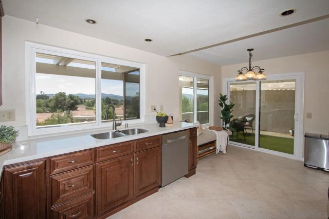 12733 Via Nasca, San Diego, CA 92128