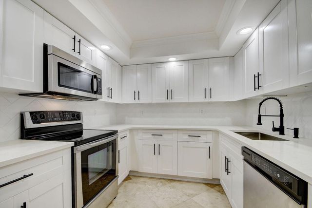 3250 S Ocean Boulevard 207s, Palm Beach, FL 33480