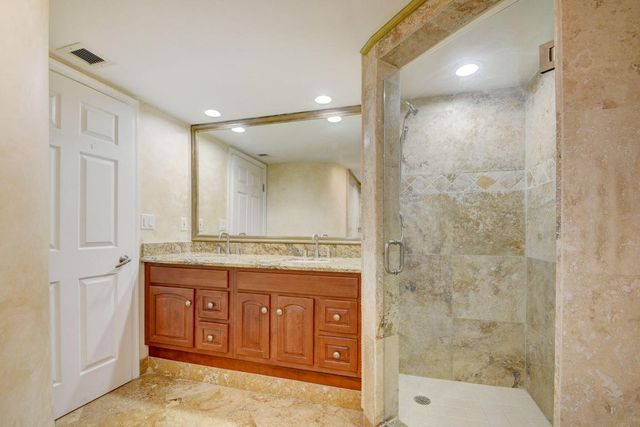 3250 S Ocean Boulevard 207s, Palm Beach, FL 33480