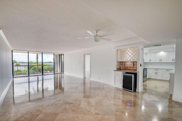 3250 S Ocean Boulevard 207s, Palm Beach, FL 33480