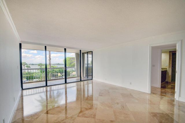 3250 S Ocean Boulevard 207s, Palm Beach, FL 33480