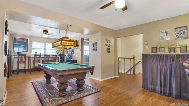 10 Maria Court, Holbrook, NY 11741