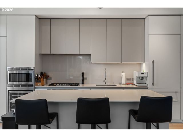 1150 Nw QUIMBY St 426, Portland, OR 97209
