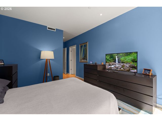 1150 Nw QUIMBY St 426, Portland, OR 97209