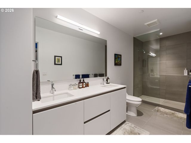 1150 Nw QUIMBY St 426, Portland, OR 97209