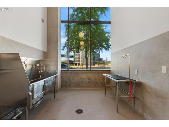 1150 Nw QUIMBY St 426, Portland, OR 97209