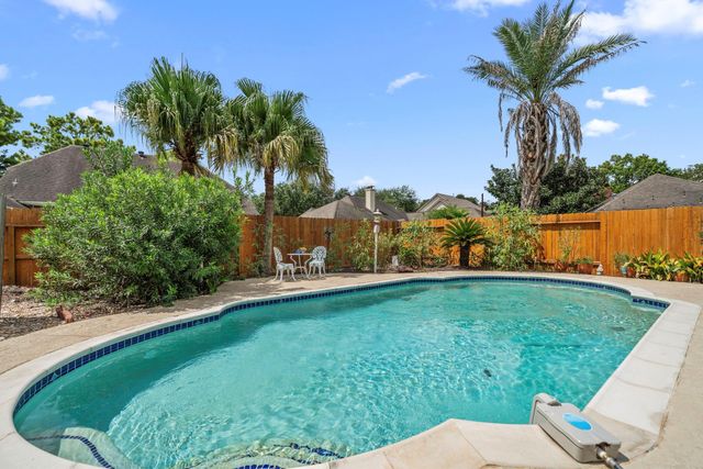 6334 Wagner Way, Sugar Land, TX 77479