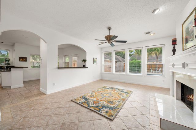 6334 Wagner Way, Sugar Land, TX 77479