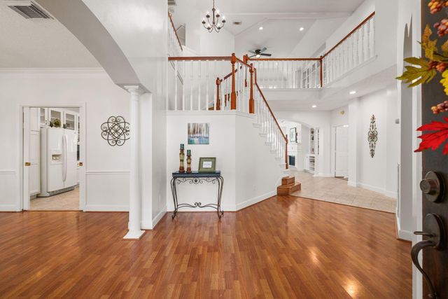 6334 Wagner Way, Sugar Land, TX 77479