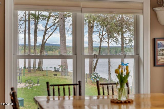 231 County Highway 152 UNIT 41, Northampton, NY 12134