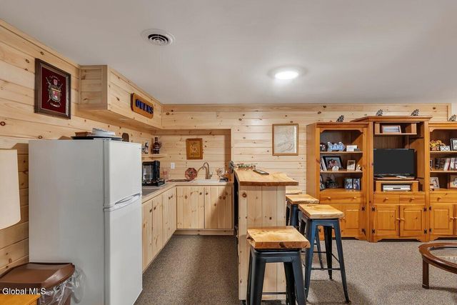 231 County Highway 152 UNIT 41, Northampton, NY 12134