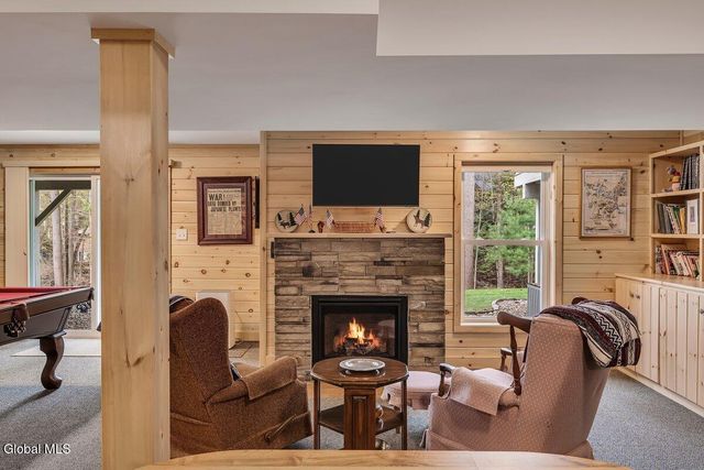 231 County Highway 152 UNIT 41, Northampton, NY 12134