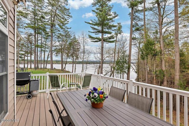 231 County Highway 152 UNIT 41, Northampton, NY 12134