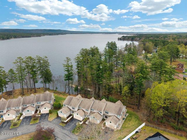 231 County Highway 152 UNIT 41, Northampton, NY 12134