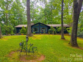 278 Crocus Lane, Sylva, NC 28779