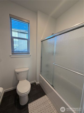12426 Harwood Cove Lane SW, Lakewood, WA 98498