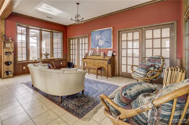 307 Circle Drive, Sikeston, MO 63801