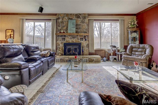 307 Circle Drive, Sikeston, MO 63801